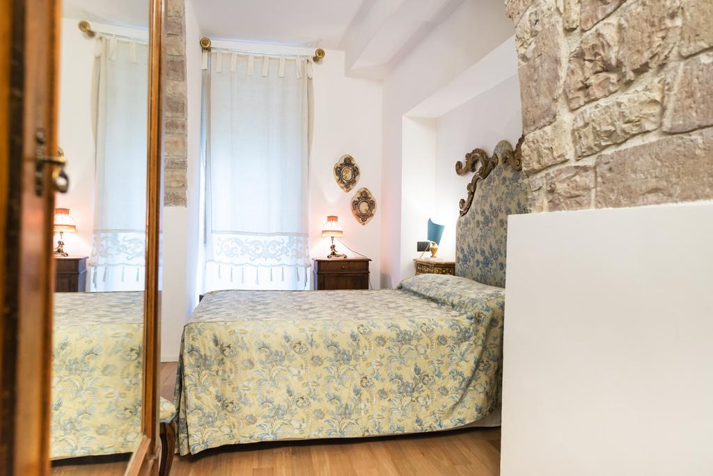 La Piazzetta Delle Erbe Apartment *